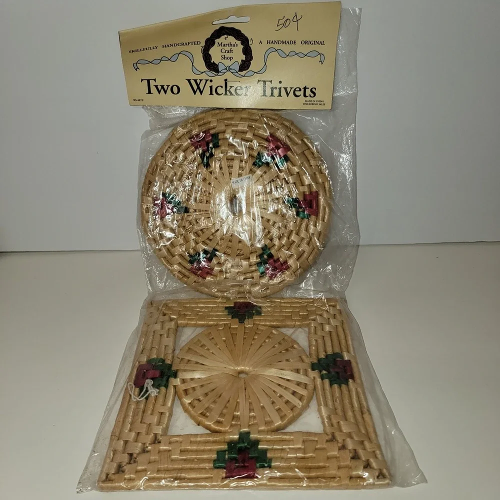 Vintage Martha's Craft Shop 2 Pc Wicker Straw Hot Pads Trivets *New In Package